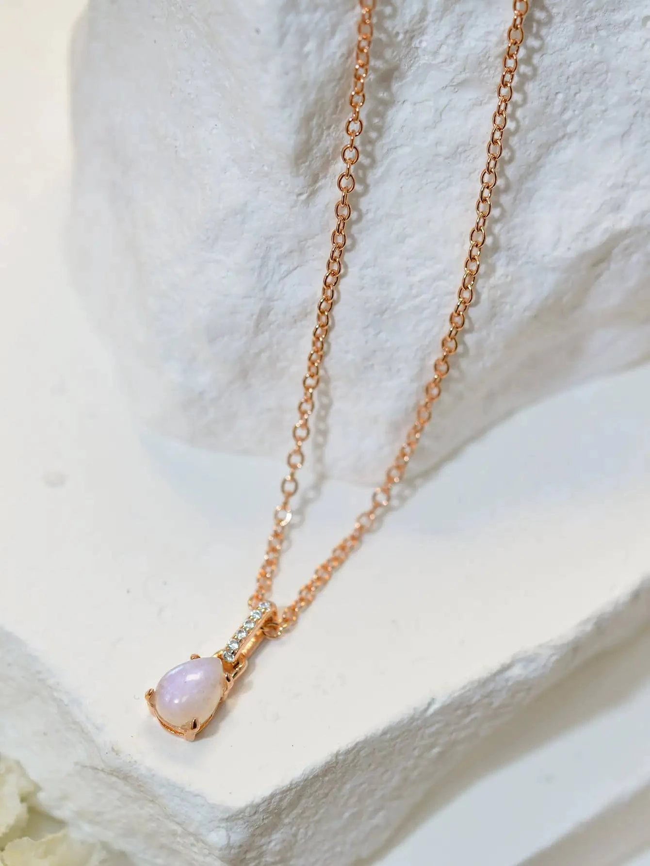 Moonstone Teardrop Pendant Necklace - Rafaga1