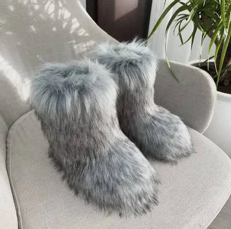 Raccoon fur plush snow boots, perfect for winter warmth and style - Rafaga1